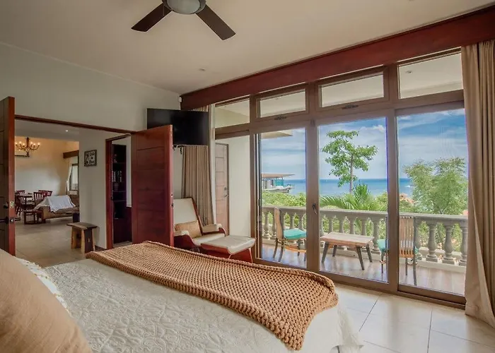 Casa De Rock-gated Villa-ocean & Marina Views-pool-casita-cart